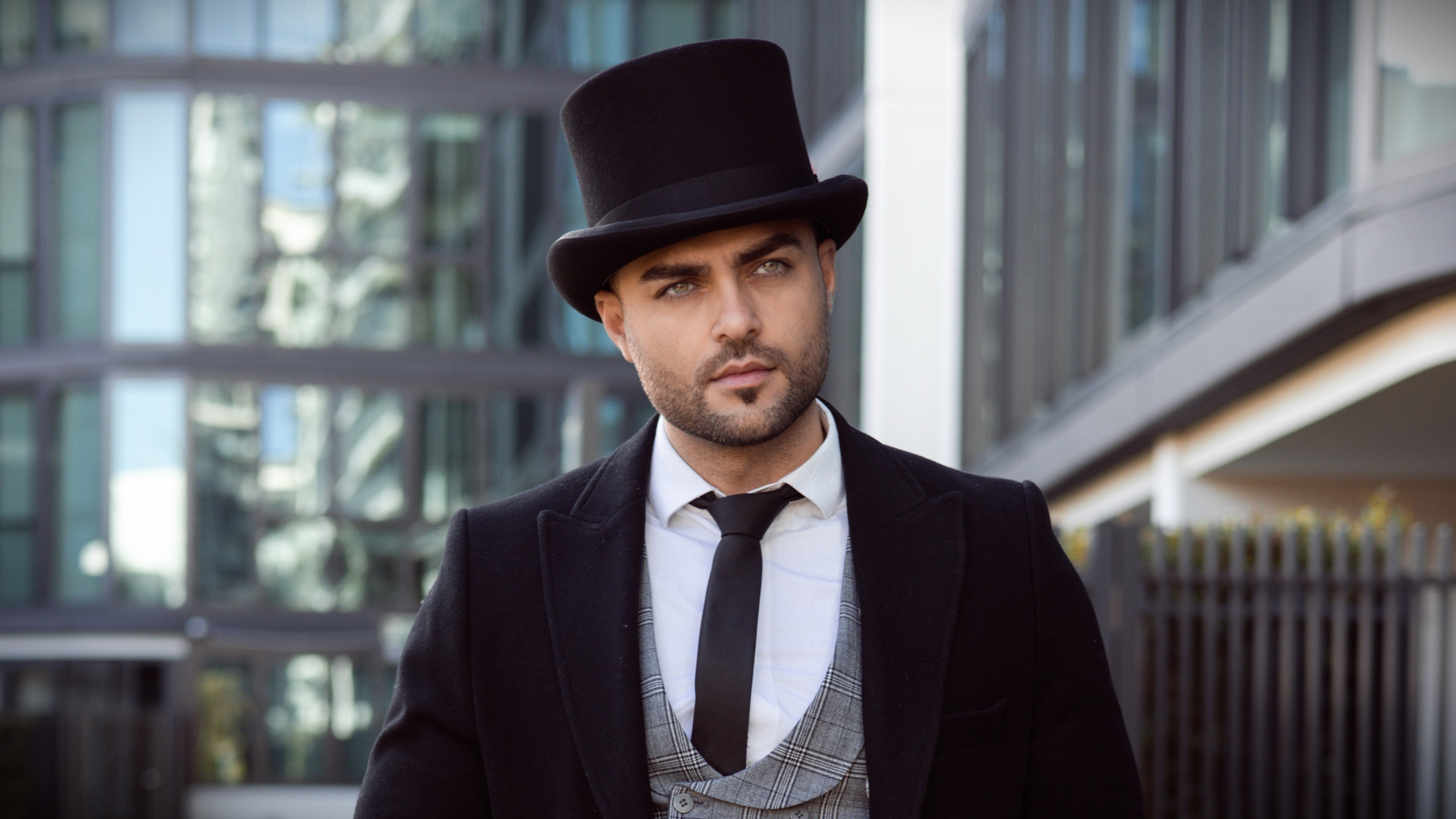Exploring the Origins of the Traditional Top Hat – Stanton Hats