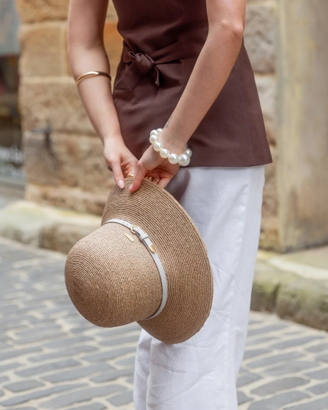Women's Raffia Cloche Hat-SL351